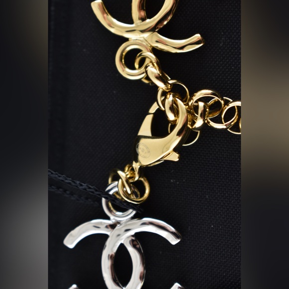 Chanel 26P Gold Silver Mixed Metal CC Logo Chain Link Cuban Choker Necklace - Picture 11 of 15